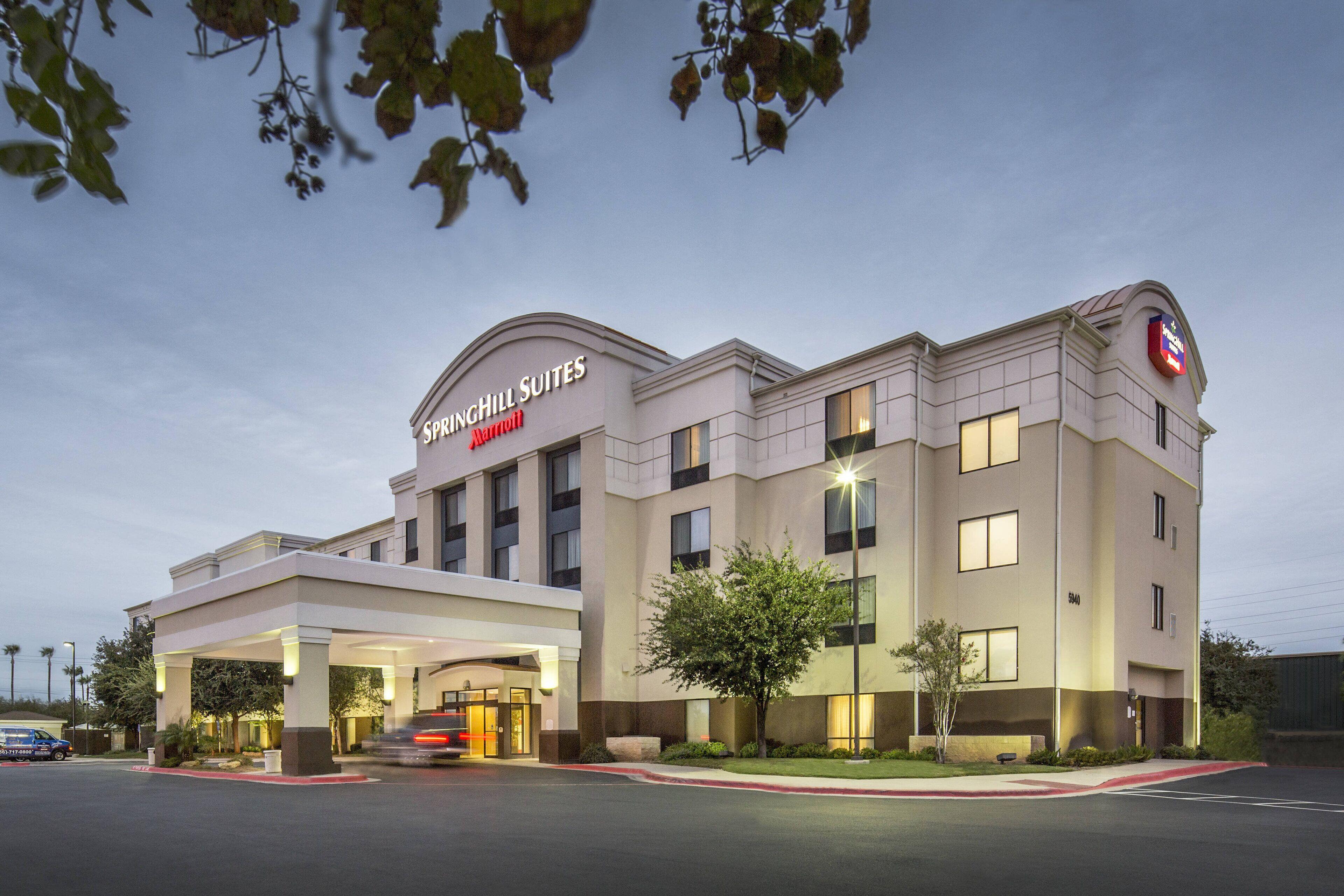 Staying In Texas: 4 SpringHill Suites Hotels Compared